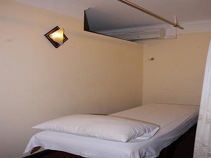 Giường massage- Khách sạn May